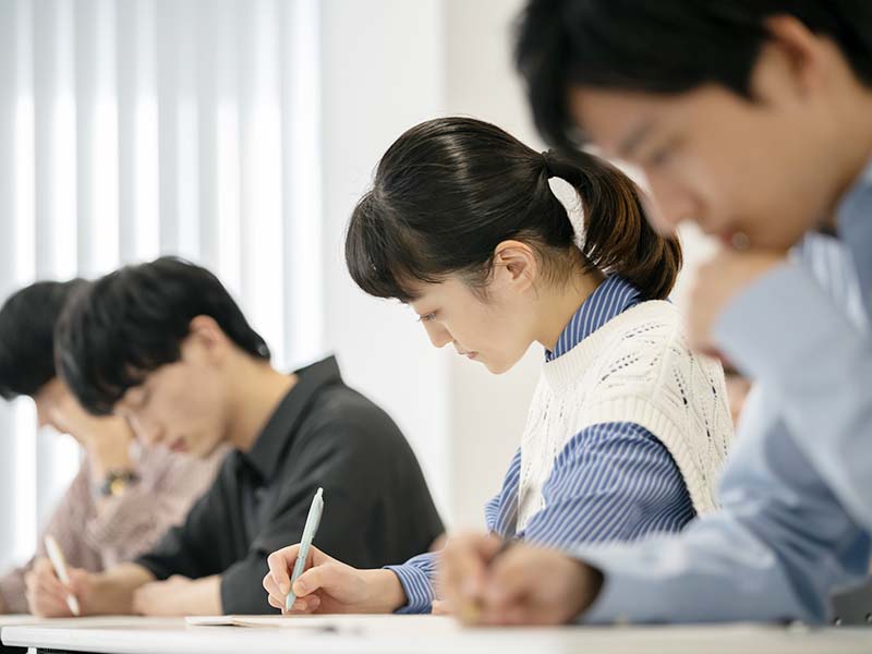 資格取得支援